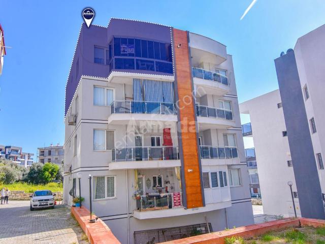 Kuşadası Havuzlu Site İçi Cam Balkonlu Satılık Dubleks Daire