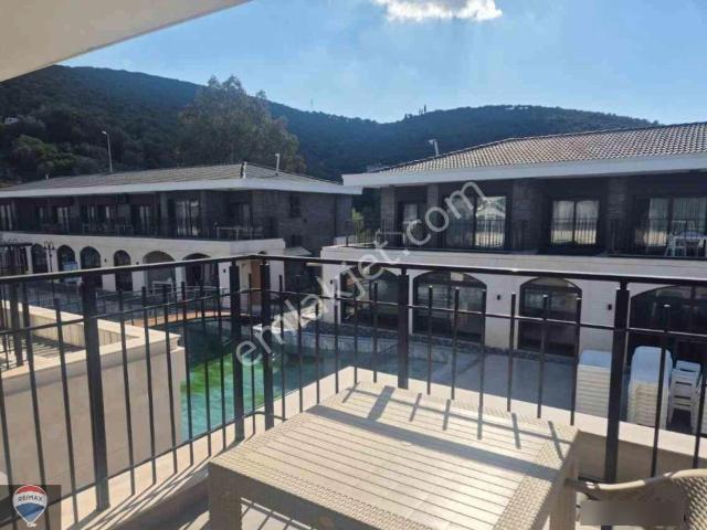 Kuşadası Kuştur’da Öztaş Country’de 2+1 Daire Havuzlu Sitede Denize Yürüme Mesafesinde