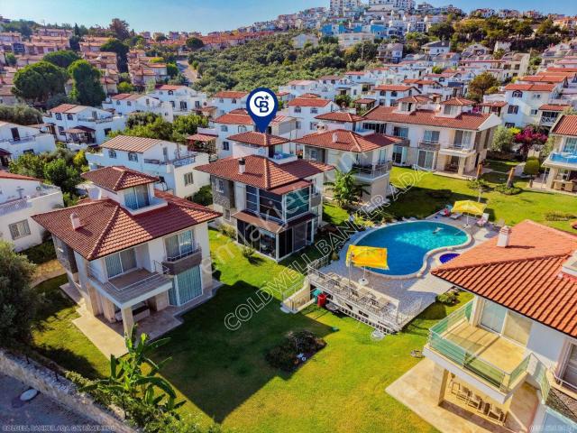 Kuşadası Kadınlar Denizi’nde Müstakil Villa