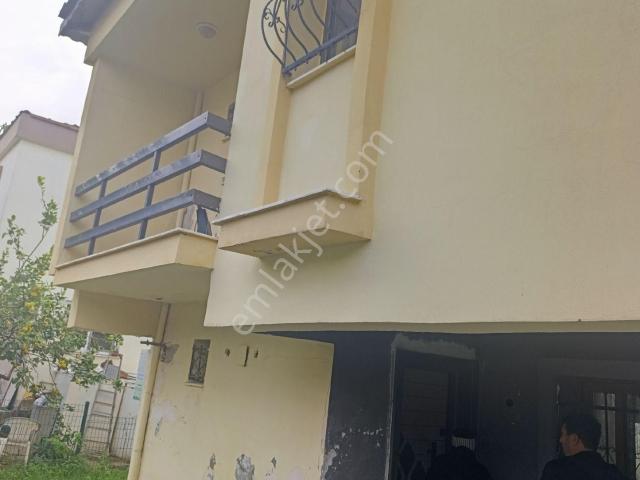Kuşadası Kadınlar Denizinde3+1 Satılık Villa