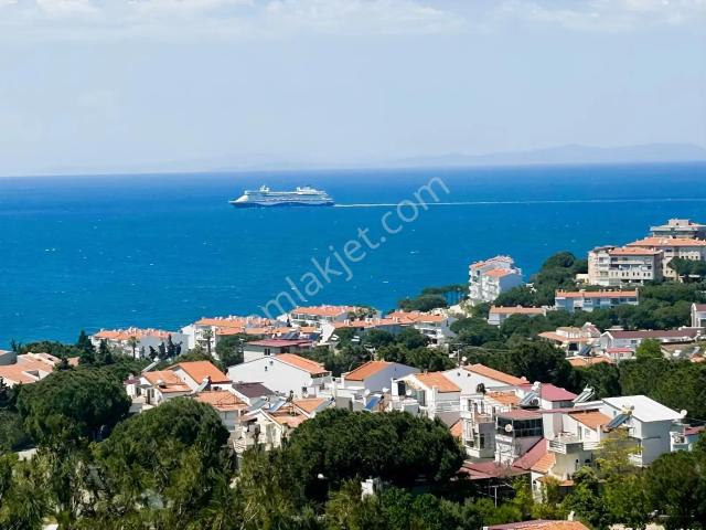 Kuşadası Kadınlar Denizinde Full Manzaralı Satılık 2+1 Daire