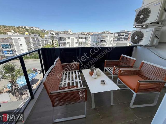 Kuşadası Kirazlı Yolu Ana Cadde Üzeri Ofis Yada Mesken Kiralık