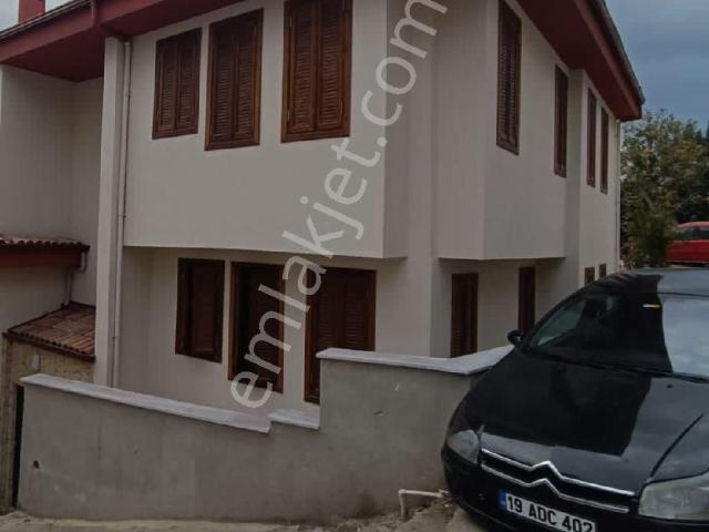Kuşadası Sahilde Sıfır Ayarında Satılık 1+1 Daire