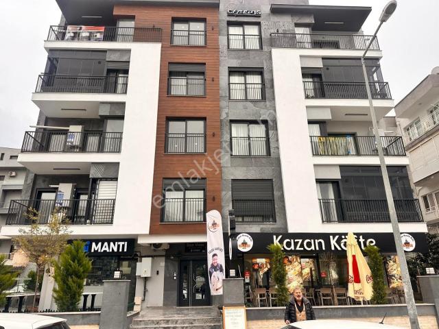 Kuşadası Türkmen'de Sıfır 2+1 Daire Sahile 150m Fiyat Düştü!