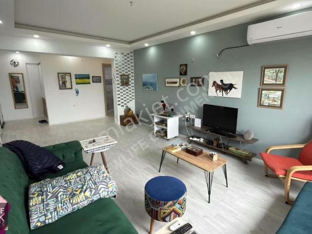 Kuşadası Uydukent'te Eşyalı, 2+1 Satılık Daire