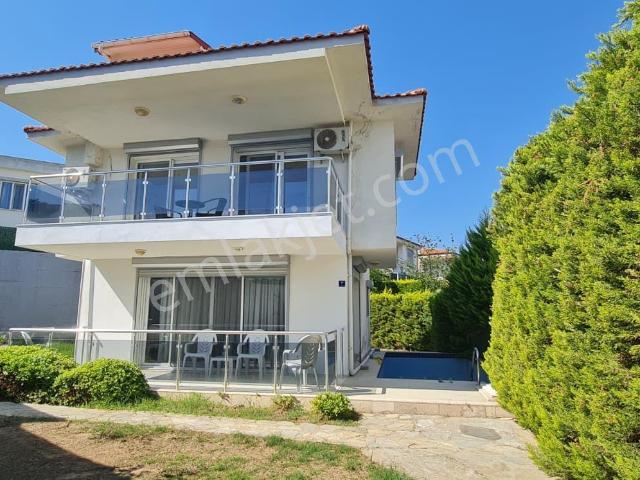 Kuşadası Yavansu Mevkiinde Müstakil 3+1 Villa