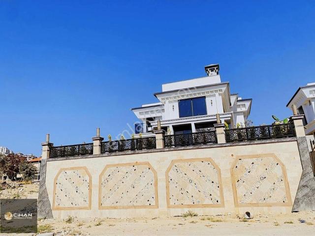 Kuşadasında Lüks Özel Malikane Konsepti Villa