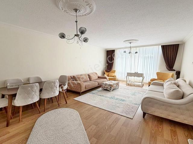 Kuşcağız Kartaltepe Yakını 3+1 Katta Merkezi Konumda Site Daire