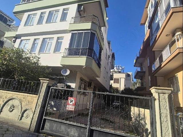 KUŞKAVAĞINDA DENİZE 400M ARA KAT 2+1 YABANCIYA UYGUN
