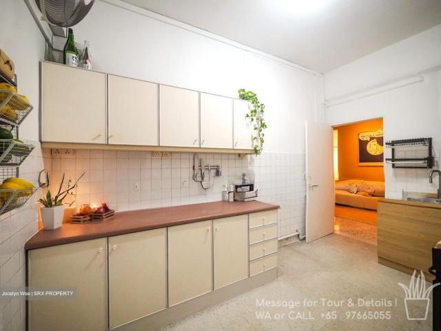 Kum Hing Court D10, Apartment