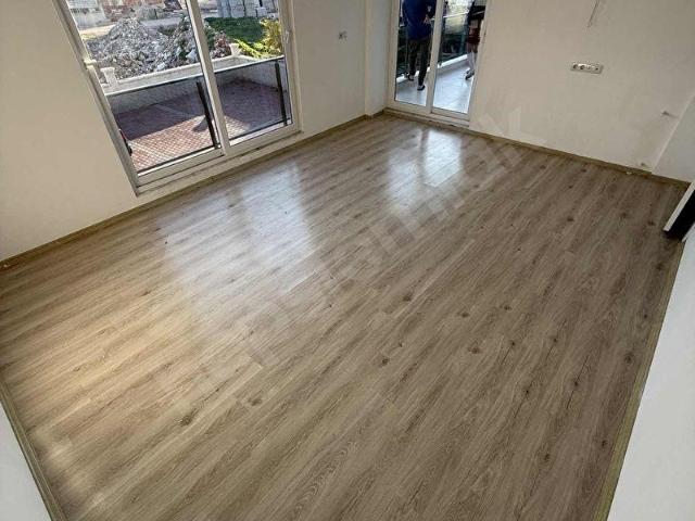 KUM MAHALLESİNDE ÇOK GENİŞ 2+1 AYRI MUTFAK KİRALIK DAİRE