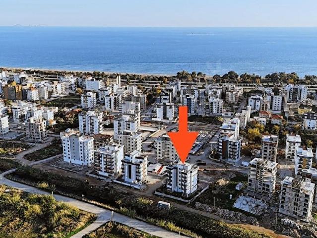 KUM MAHALLESİNDE ÇOK GENİŞ 2+1 AYRI MUTFAKLI İSKANLI DAİRE