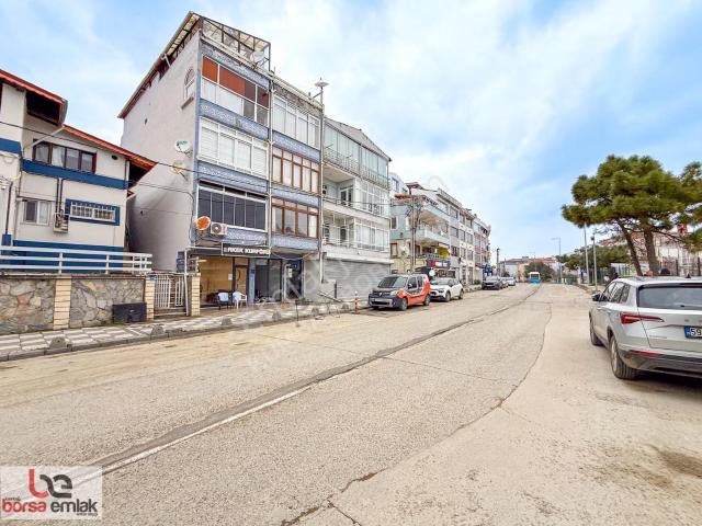 Kumbağ Ana Cadde Üzerinde Denize Yakın Bahçeli 1+1 Satılık Daire