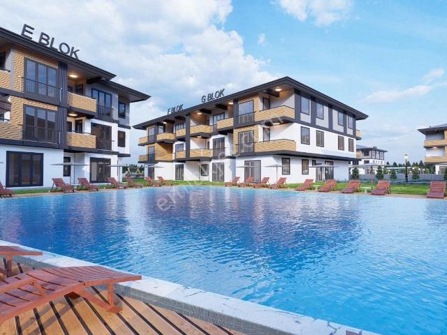 Kumbağ'da Lüks Havuzlu Ova Kent 2 Sitesinde Satılık 2+1 Daireler