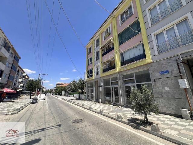 Kumbağ Merkezde, Denize Yakın, Okul Yanı Satılık 2+1 Daire