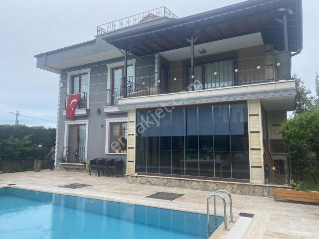 Kumbaba Da Havuzlu 7+2 Satılık Müstakil Villa
