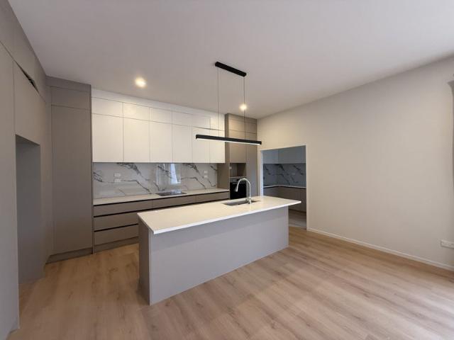 kumeu, 5 bedrooms