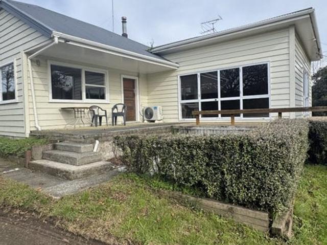 kumeu, 5 bedrooms