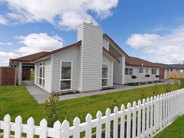 kumeu, 5 bedrooms