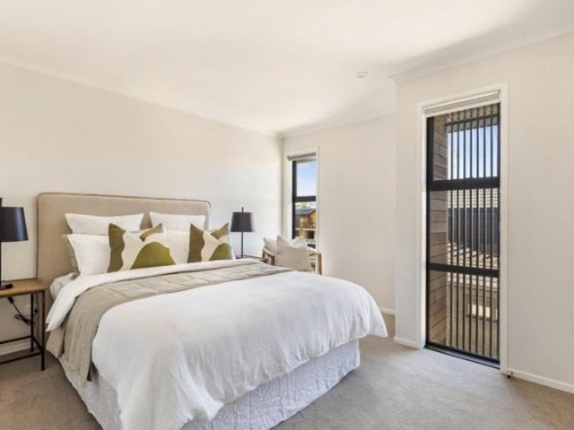 kumeu, 2 bedrooms