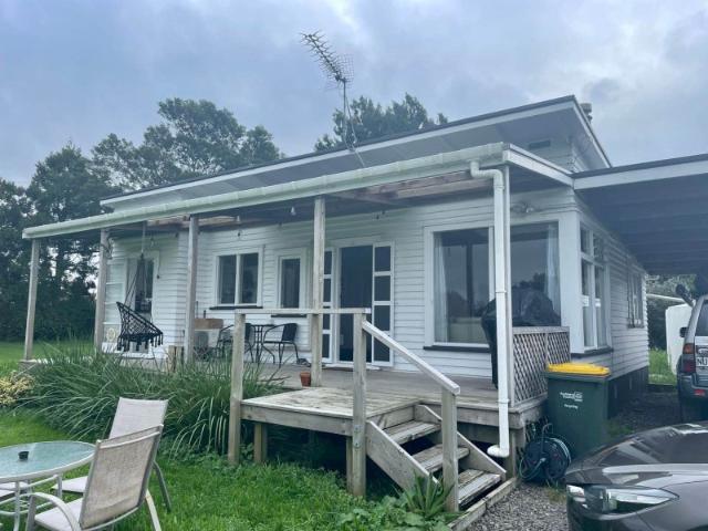 kumeu, 2 bedrooms
