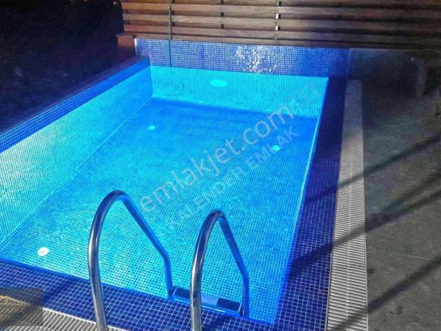 Kumluca Mavikentte Eşyalı Havuzlu Kiralık Villa