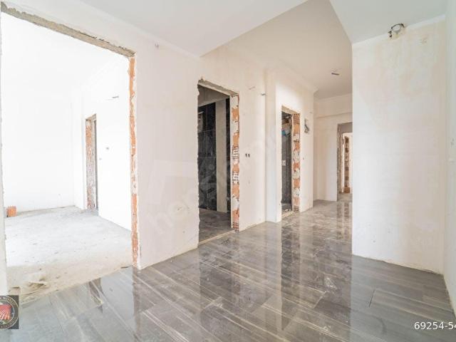 KUMLUCA MERKEZDE PROJEDEN SATILIK GENİŞ 3+1 DAİRE