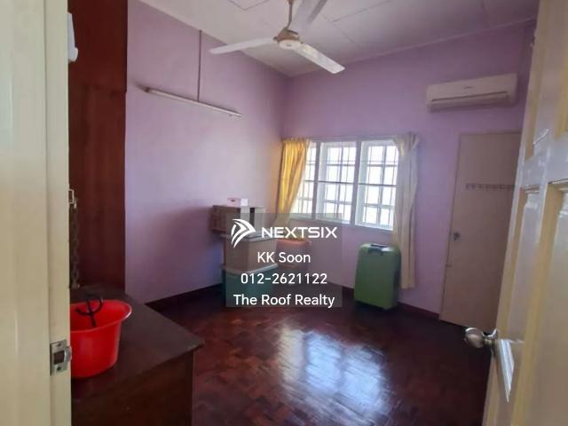 快来买一间属于自己的小娘惹 For Sales Limbongan @ Klebang Single Storey Bungalow LH 93 renewed 6 Bedrooms with 6 Attached Bathrooms Good Condition Suitable for Homestay 7,136sqft RM 1.88 million