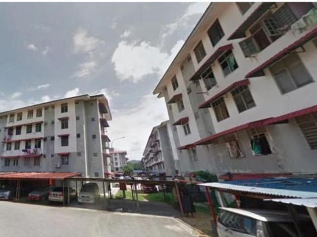 KUALA IBAI Kondo Rakyat 3 Bilik Kawasan Hot Tengah Bandar Terengganu