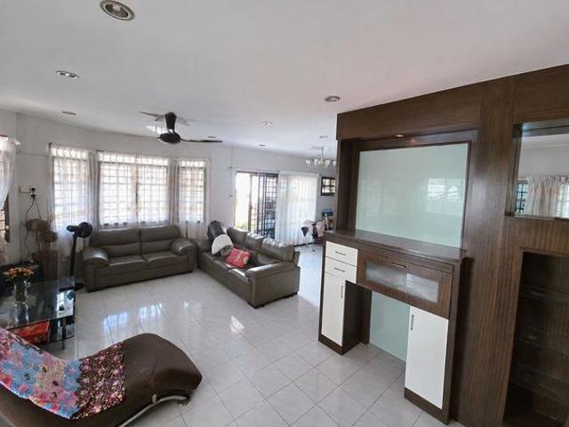 Kuala Kangsar Tmn Damai Double Storey Terrace Corner House End Lot