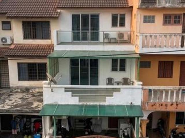 Kuala Lumpur Segambut Freehold 25Storey Terraced House For Sale
