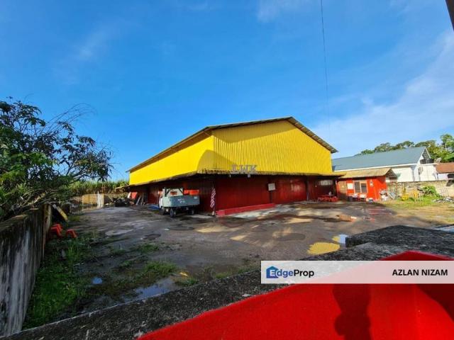 Kubang Batang, Wakaf Bharu, Kelantan 1 Storey Warehouse For Sale SPACIOUS