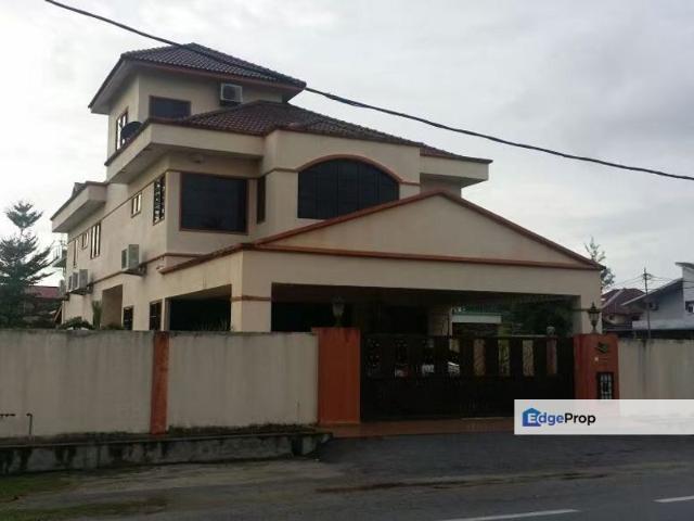 KUBANG BUAYA