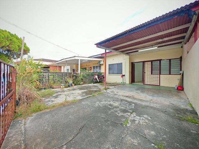 Kubang Buaya Single Storey near to Satay Zul Taman Gelora Alor Akar