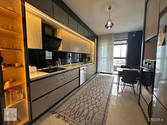 BİR HAFTALIĞINA ACİLL UYGUN FİYAT ŞEHİTLİK 4+1 SATILIK LÜX DAİRE