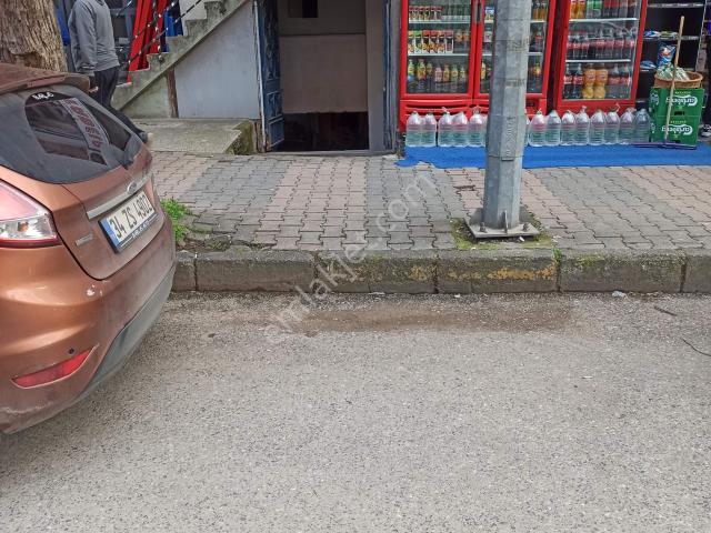 Kucukyalı M. Ataturk Cd.bodrum 150m2 Wc'lı Mobılya Imalat Reklam Uygun Işyerı