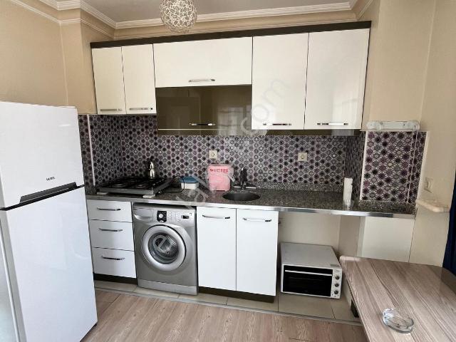 Kültür Kafeler Cad 1+1 Arakatta Eşyalı Balkonlu Kiralık Daire