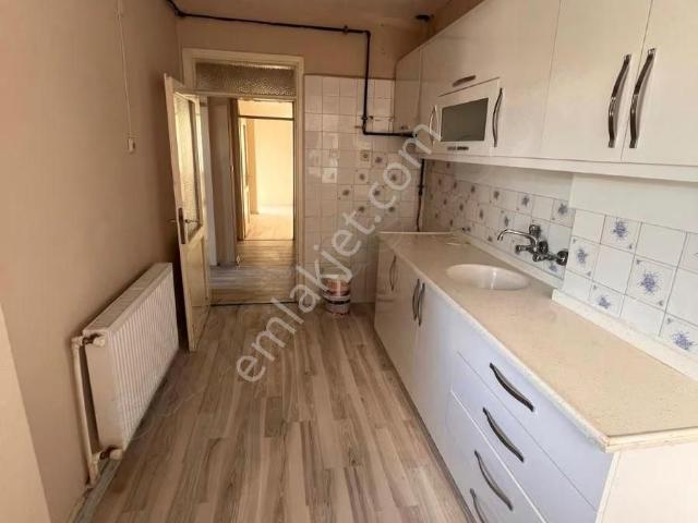 Kültür Mahallesinde 2+1 Doğalgazlı Kiralık Daire
