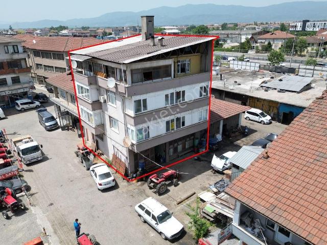 Kültür Mahallesi'nde 480 M2 Satılık Komple Bina