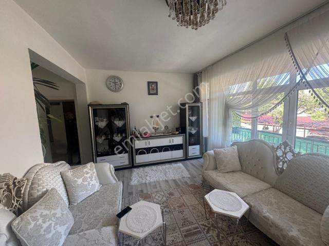 Kültür Park Karşısı 3+1 Eminevime Ve Krediye Uygun Arakat Daire