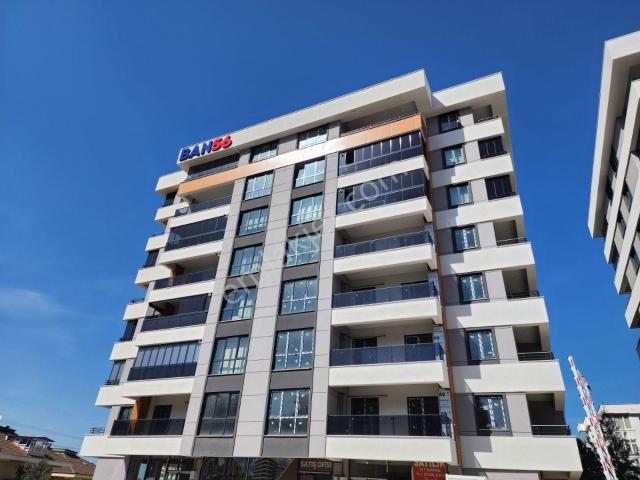 Kültür'de 205m2, Otoparklı, Giyinme Ve Çamaşır Odalı 3+1'ler