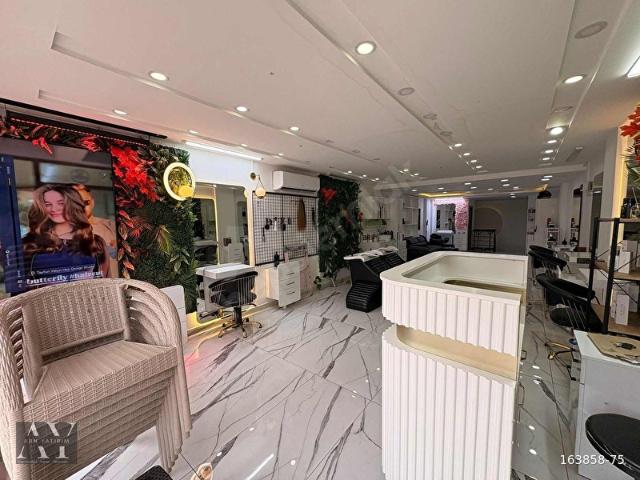 KÜLTÜRDE ANA CADDE ÜZERİ İŞLEK KUAFÖR SALONU GÜZELLİK MERKEZİ