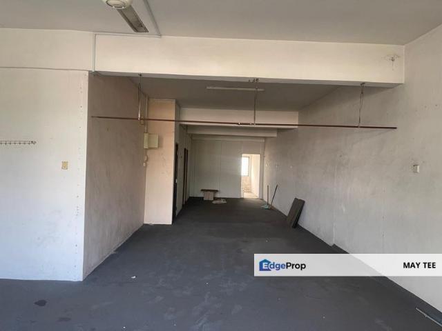 Kulai Taman Putri Kulai 3 storey shoplot