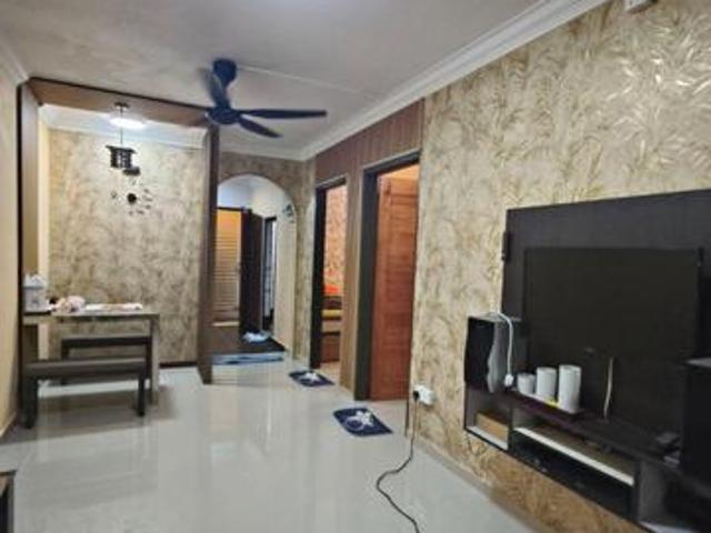 Kulai Taman Putri Low Cost Flat Blok Cengal Fully Renovated Level 2