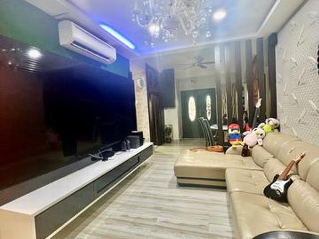 Kulai Town House