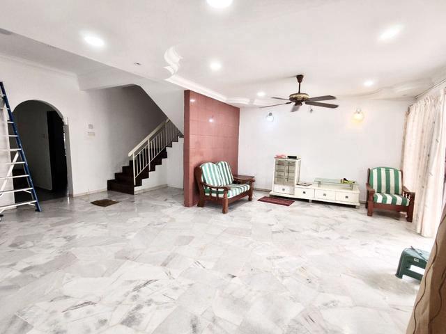 KULAI BANDAR INDAHPURA 22X70FT 3BED 2Storey Terrace House FOR RENT