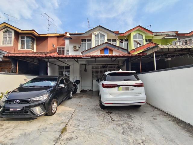 Kulai Bandar Putra Double Storey Terrace House Renovated Good Cond