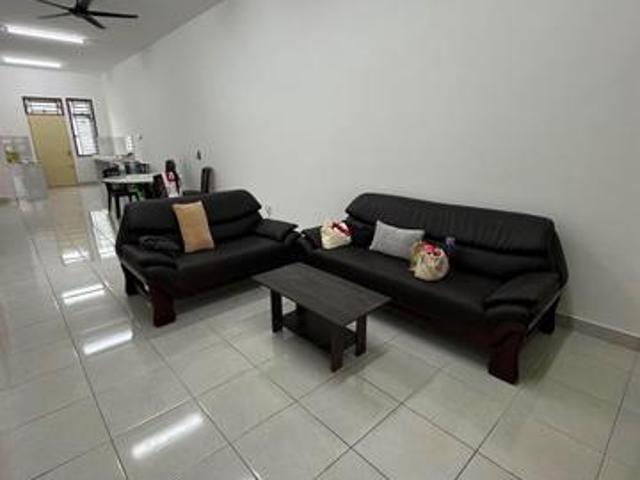 Kulai Bandar Putra Jalan Bayan Single Storey For RentKulai