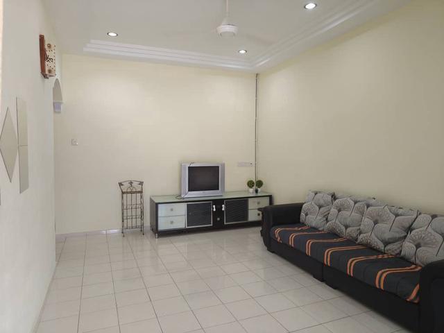 Kulai Bandar Putra Jalan Kenari Single Storey house for SaleFF