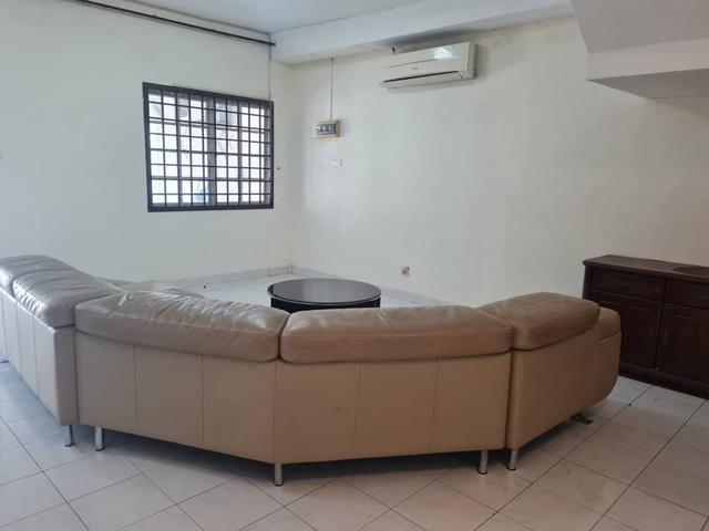 Kulai Bandar Putra Jalan Nuri Unblock Good Condition Double Storey